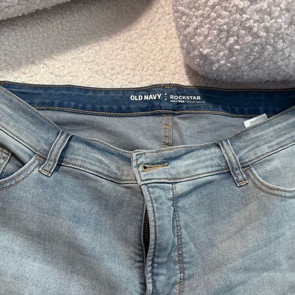 Plus Size 18 Long Old Navy Light Blue Rockdtar High Rise Ripped Jeans - Picture 3 of 7